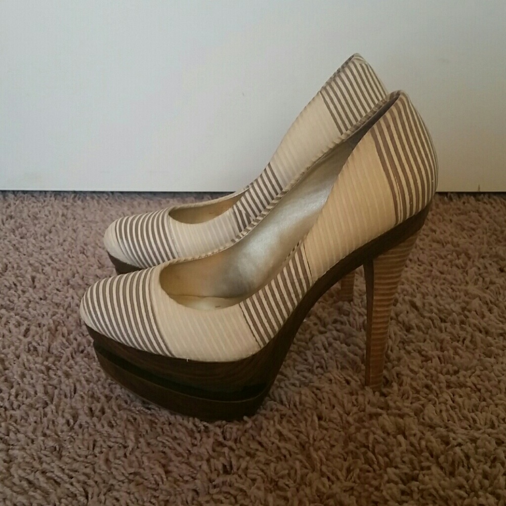 Jessica Simpson Heels